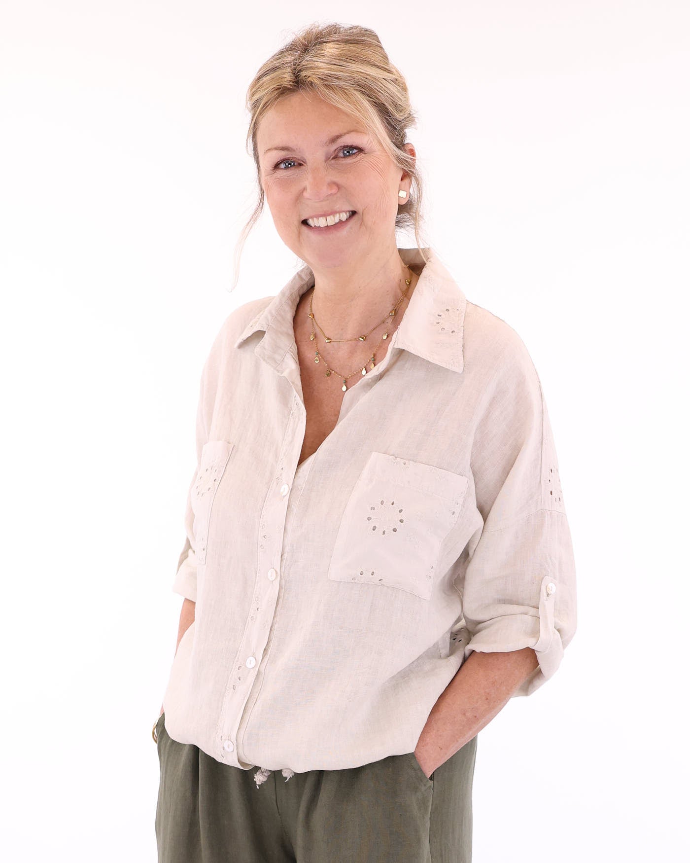Women's button up shirt in cream, with classic collar, drawstring hem, front chest pockets, made in a combination of pure linen and broderie anglais cotton,  made in Italy