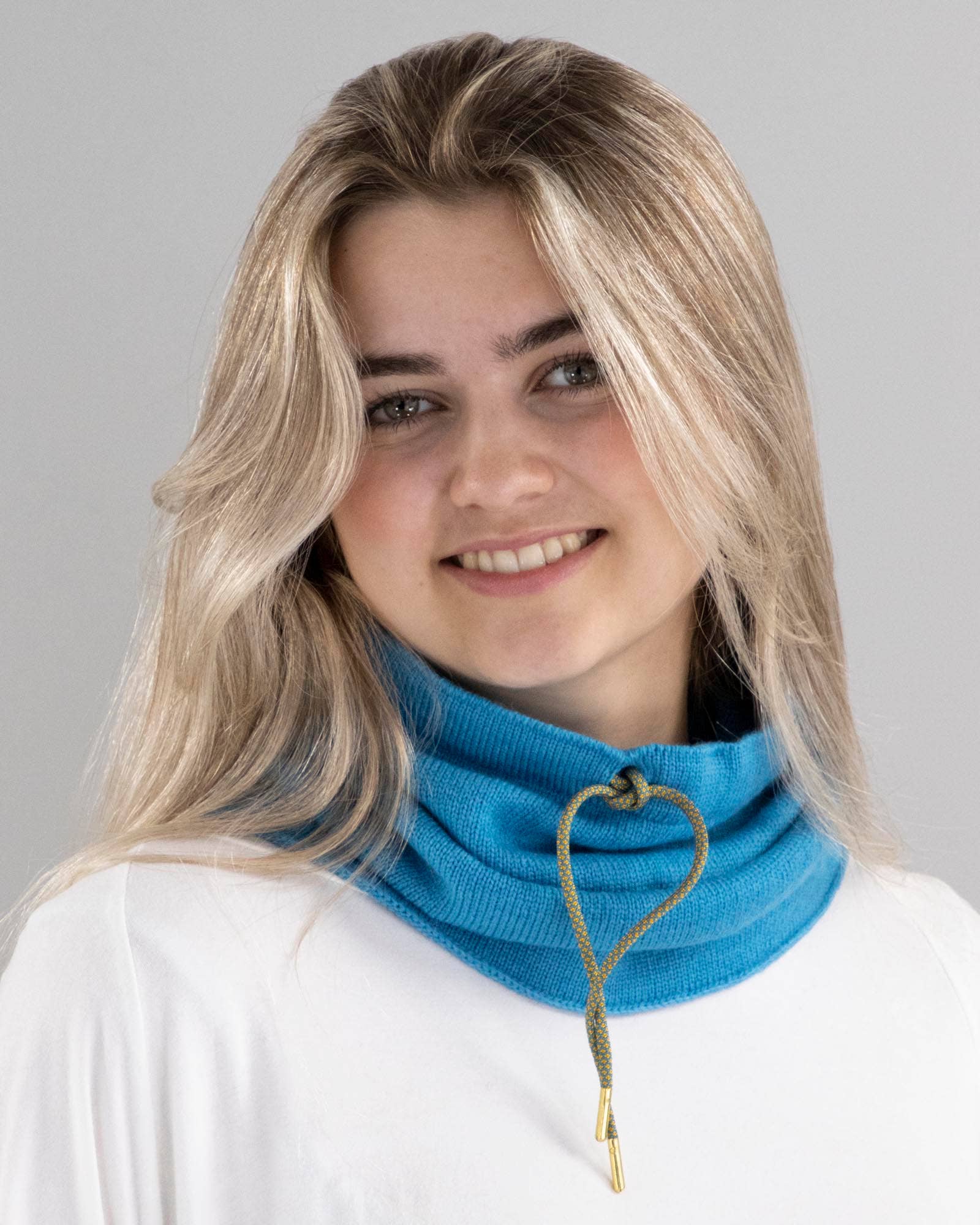 Merino Wool Drawstring Snood