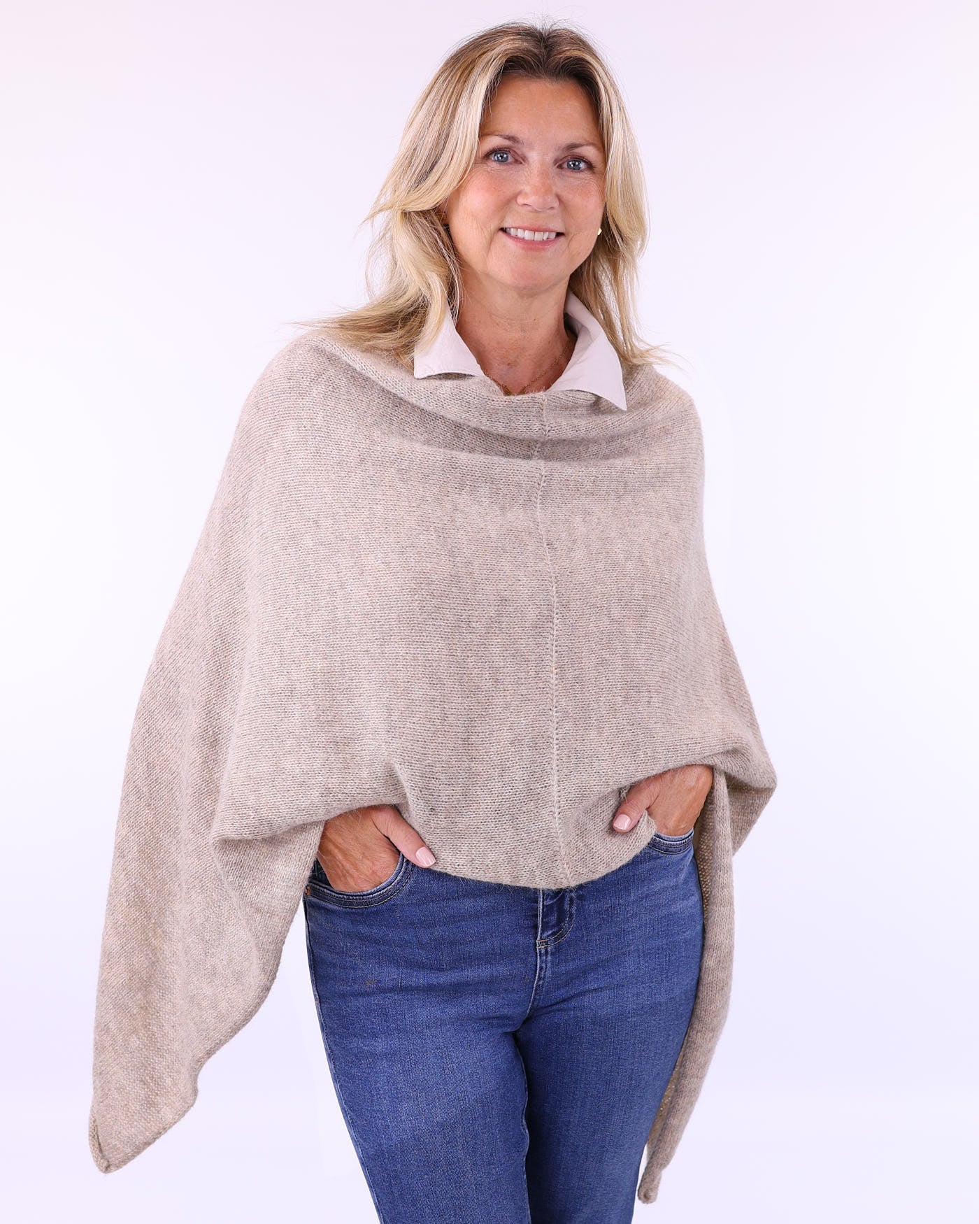 Women's Italian Alpaca Blend Poncho in Taupe, made in Italy